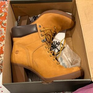 Timberland Women's Brown Heeled Boots